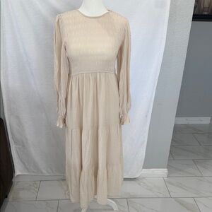 Elegant Cream Long Sleeve Dress